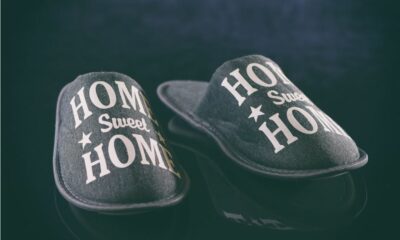 best kids slippers, a pair-image from pixabay by Alexas_fotos